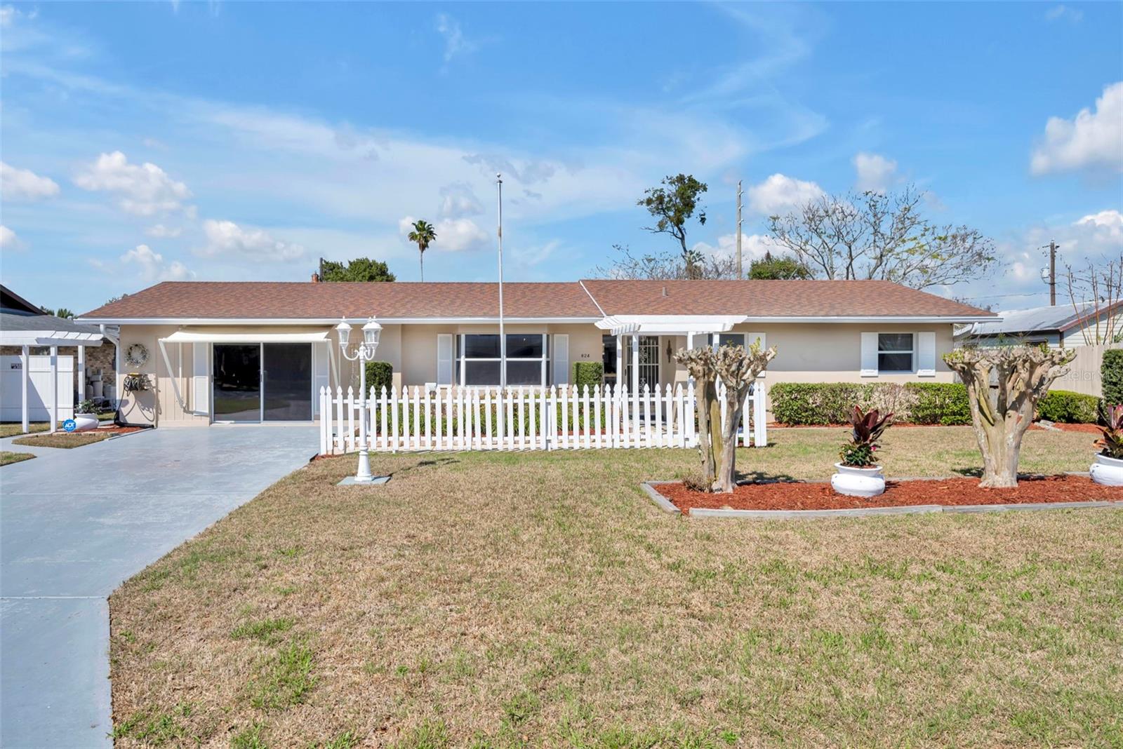 DELTONA LAKES UNIT 03 - Residential