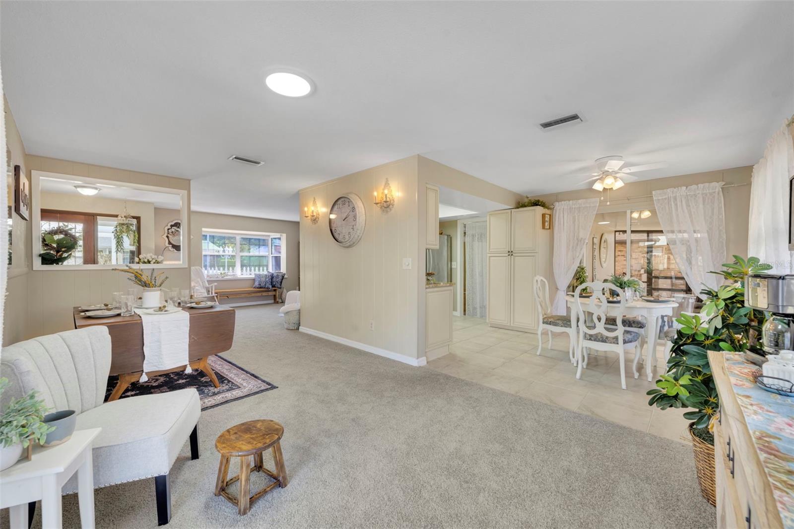 DELTONA LAKES UNIT 03 - Residential