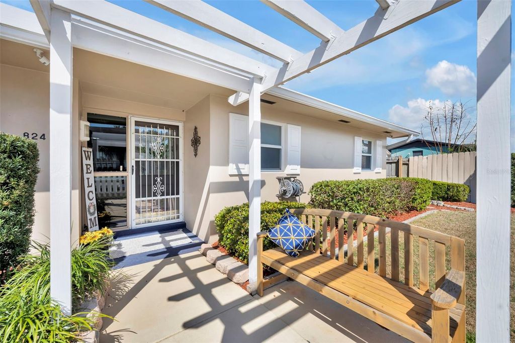 Photo of 824 Fruitland Drive, Deltona, FL 32725 (MLS # O6378804)