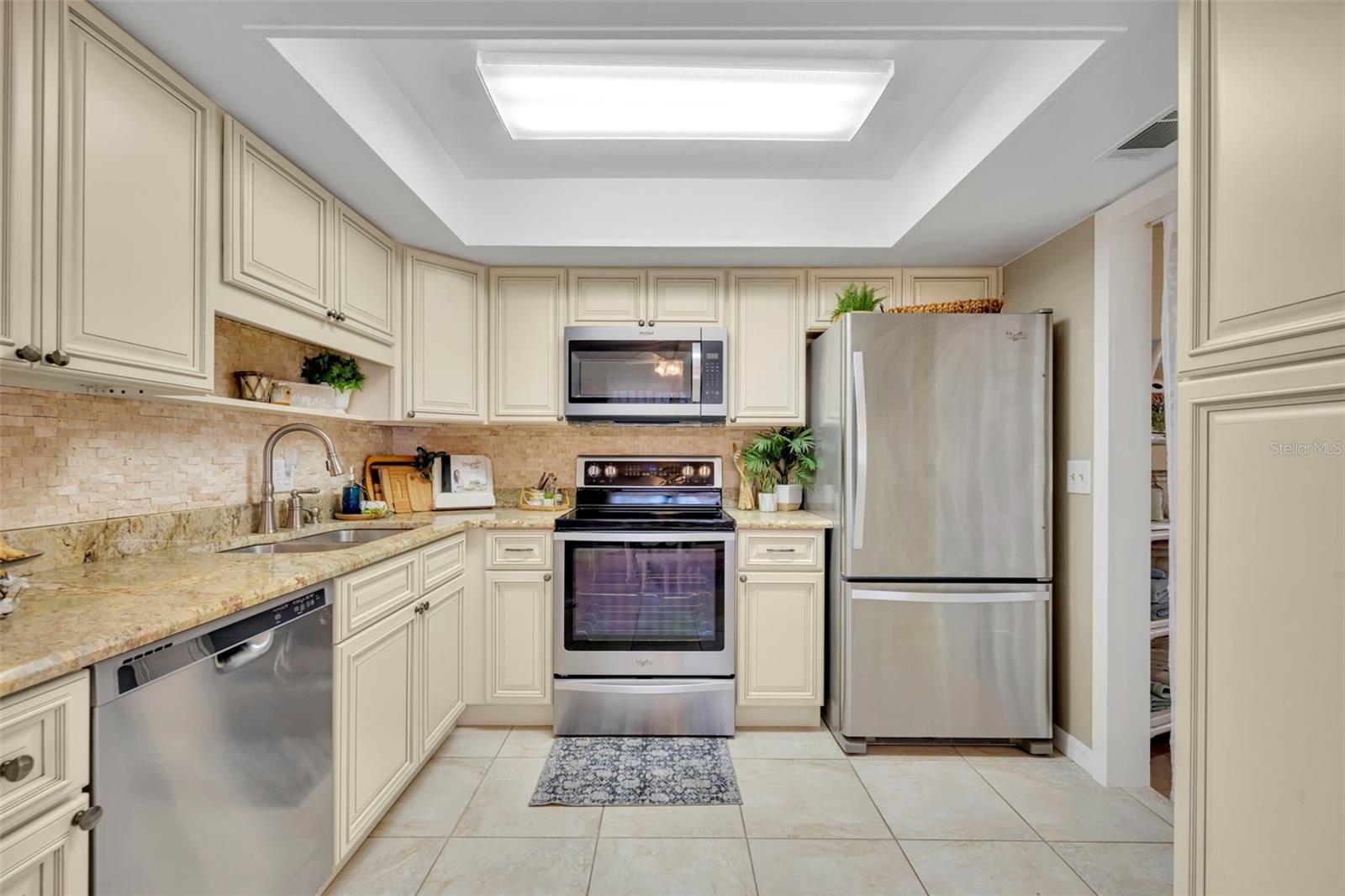 DELTONA LAKES UNIT 03 - Residential