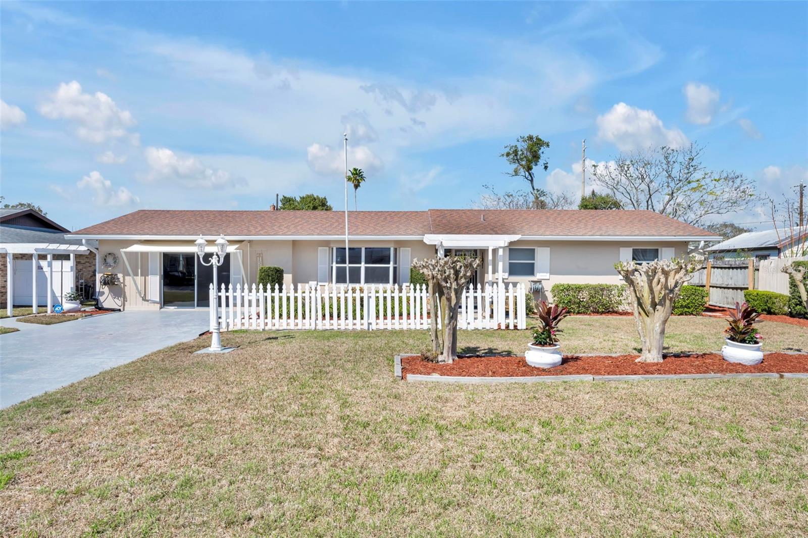 DELTONA LAKES UNIT 03 - Residential