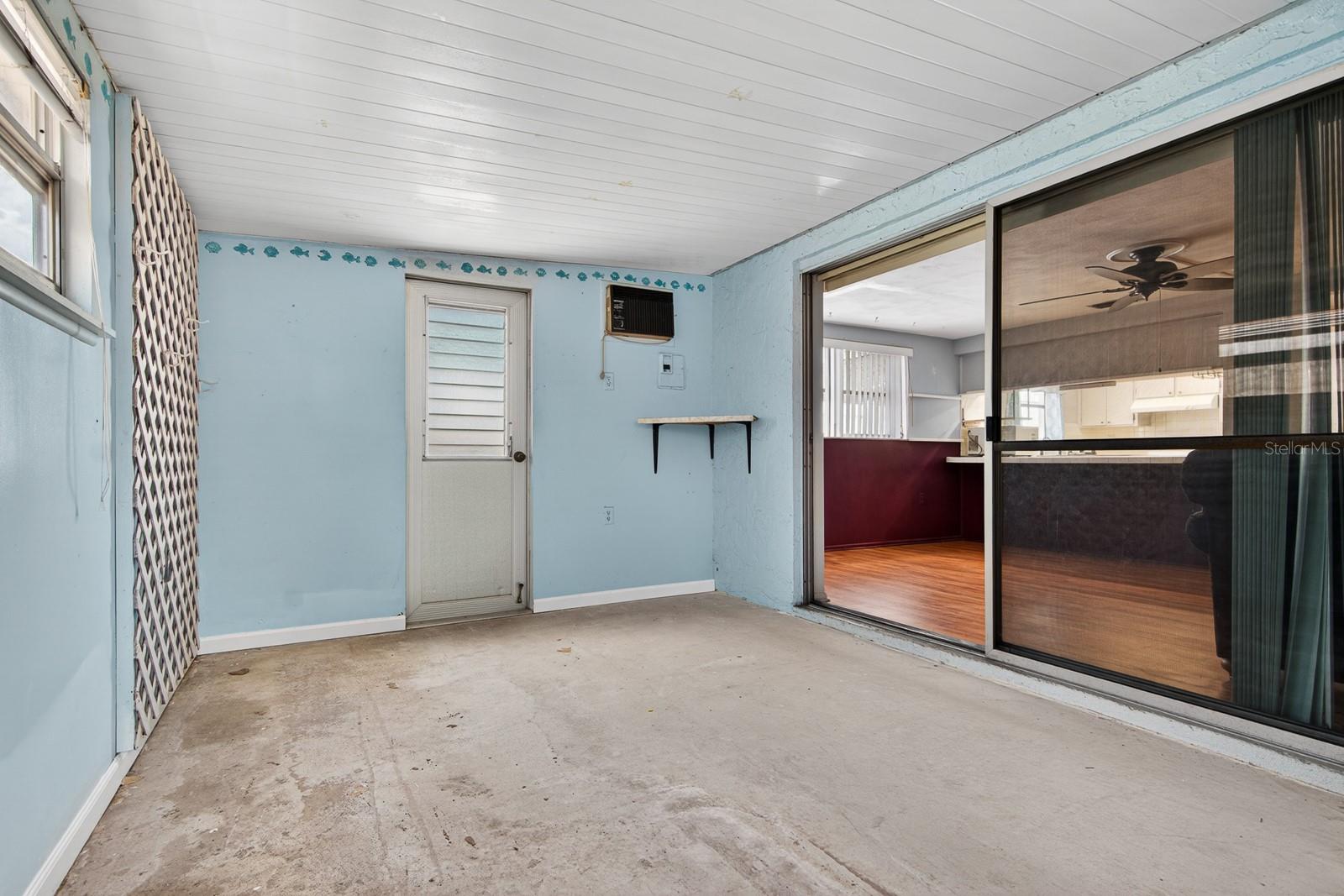 TANGLEWOOD TERRACE - Residential