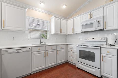 Tiny photo for 1204 Flamingo Place, The Villages, FL 32162 (MLS # G5107907)