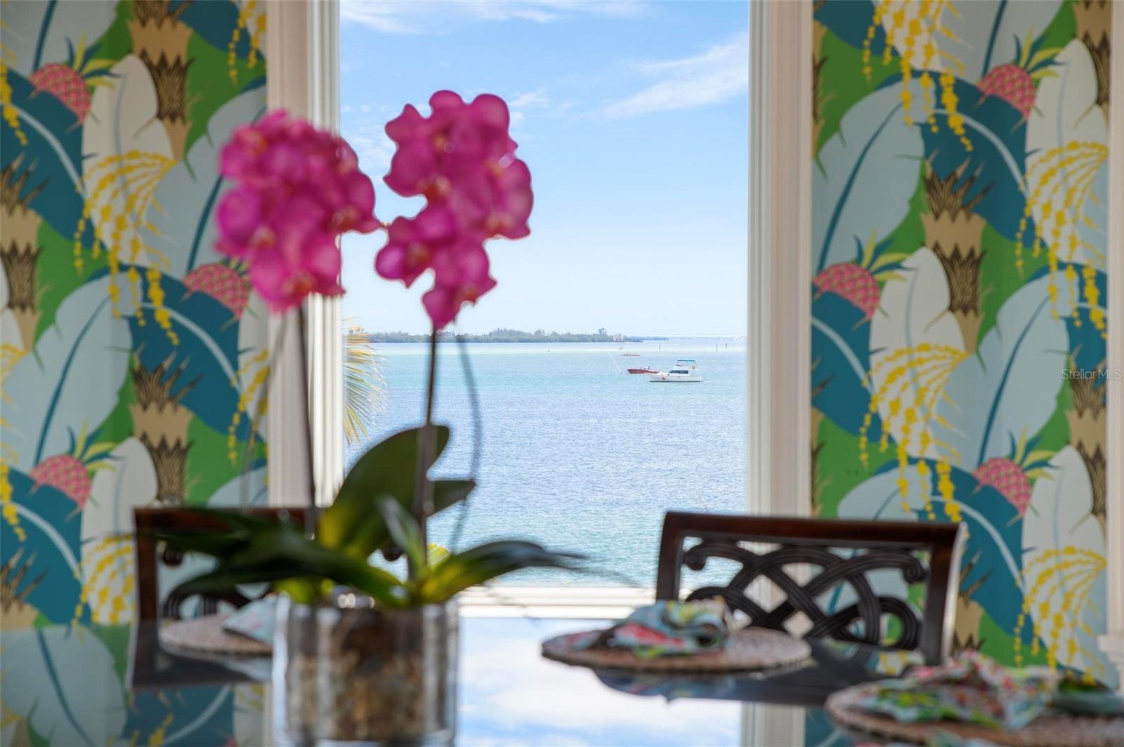 CORTEZ BEACH - Residential