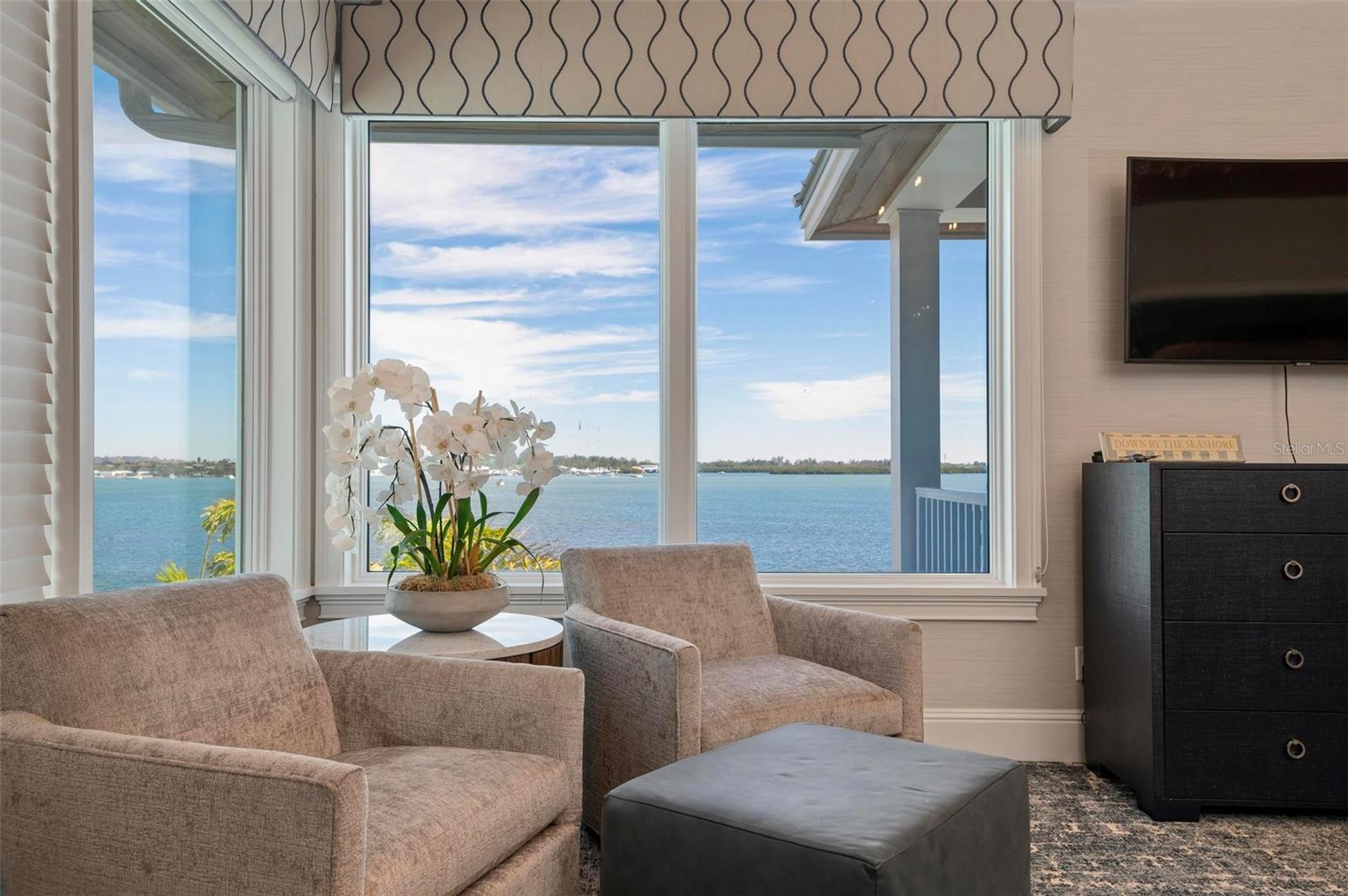 CORTEZ BEACH - Residential