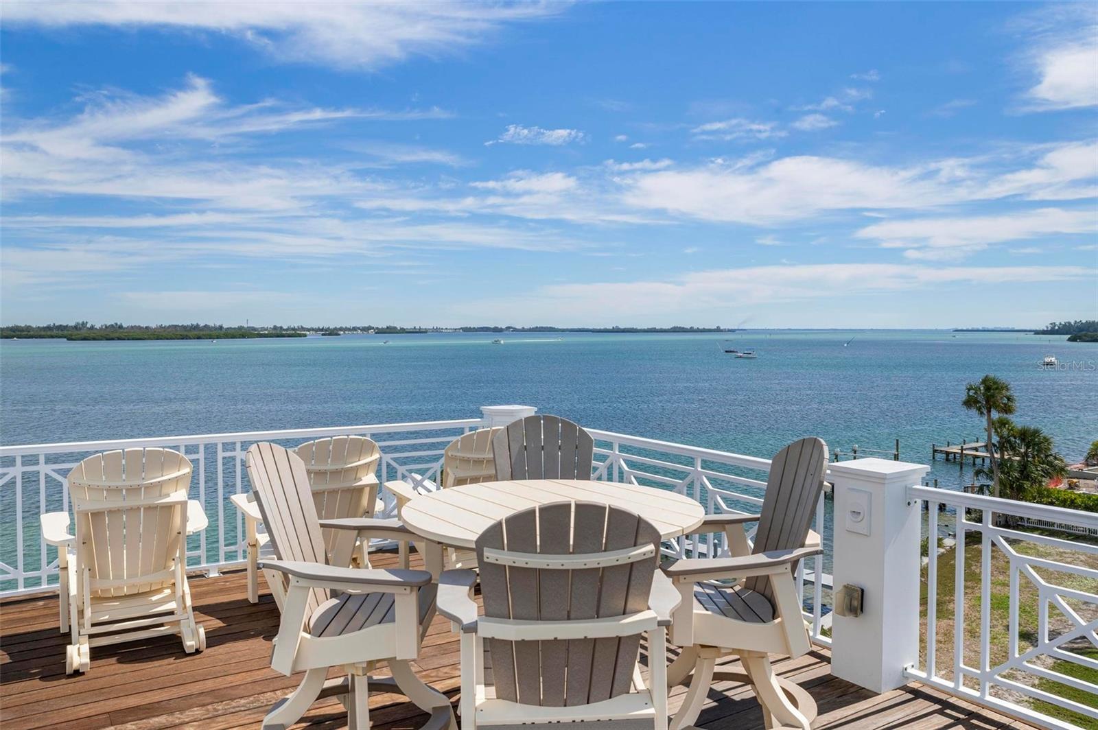 CORTEZ BEACH - Residential
