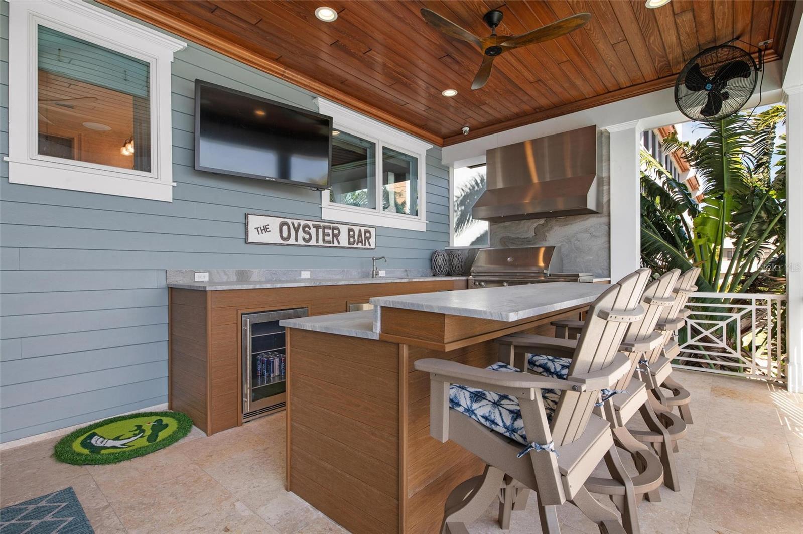CORTEZ BEACH - Residential