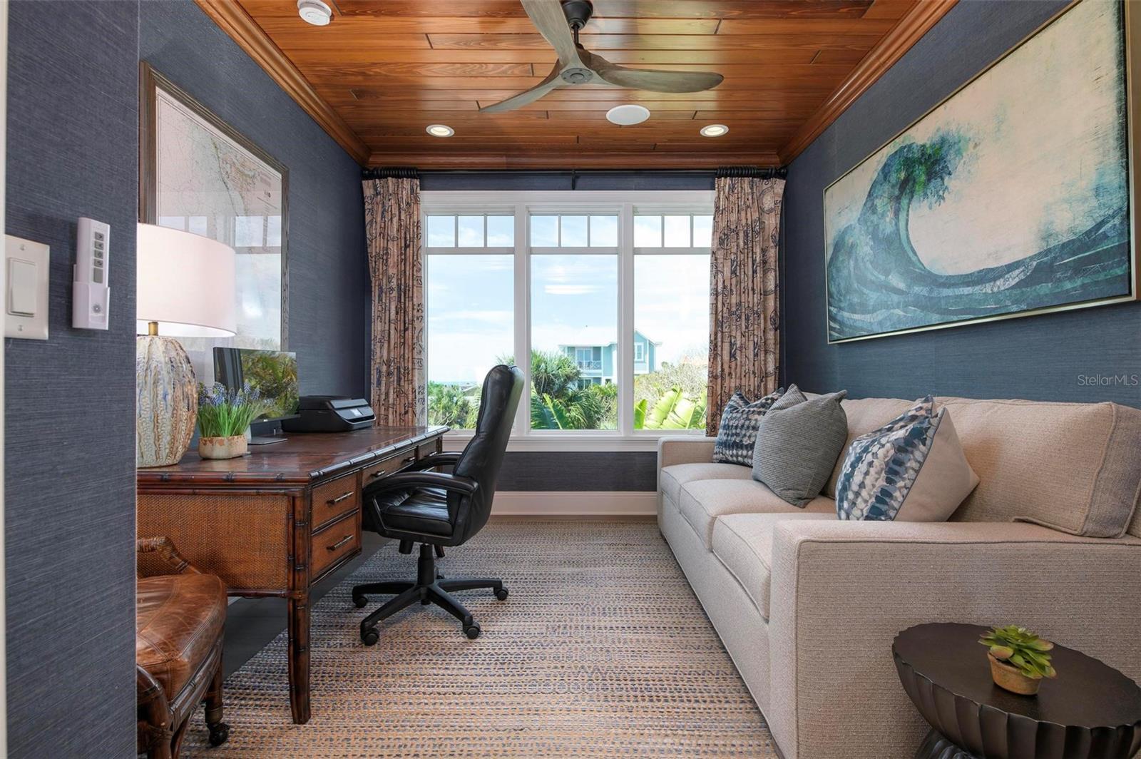 CORTEZ BEACH - Residential