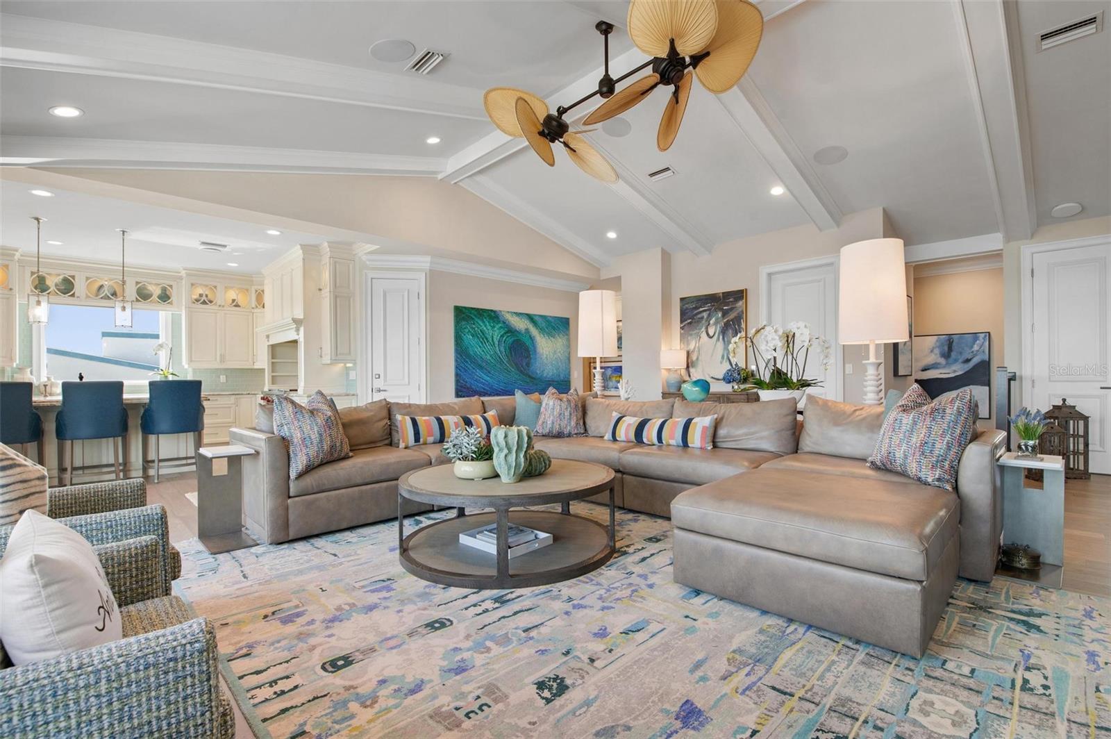 CORTEZ BEACH - Residential
