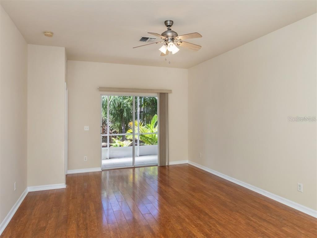 STONEYBROOK AT VENICE - Residential