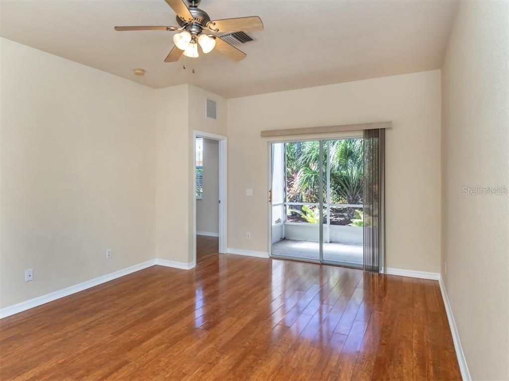 STONEYBROOK AT VENICE - Residential