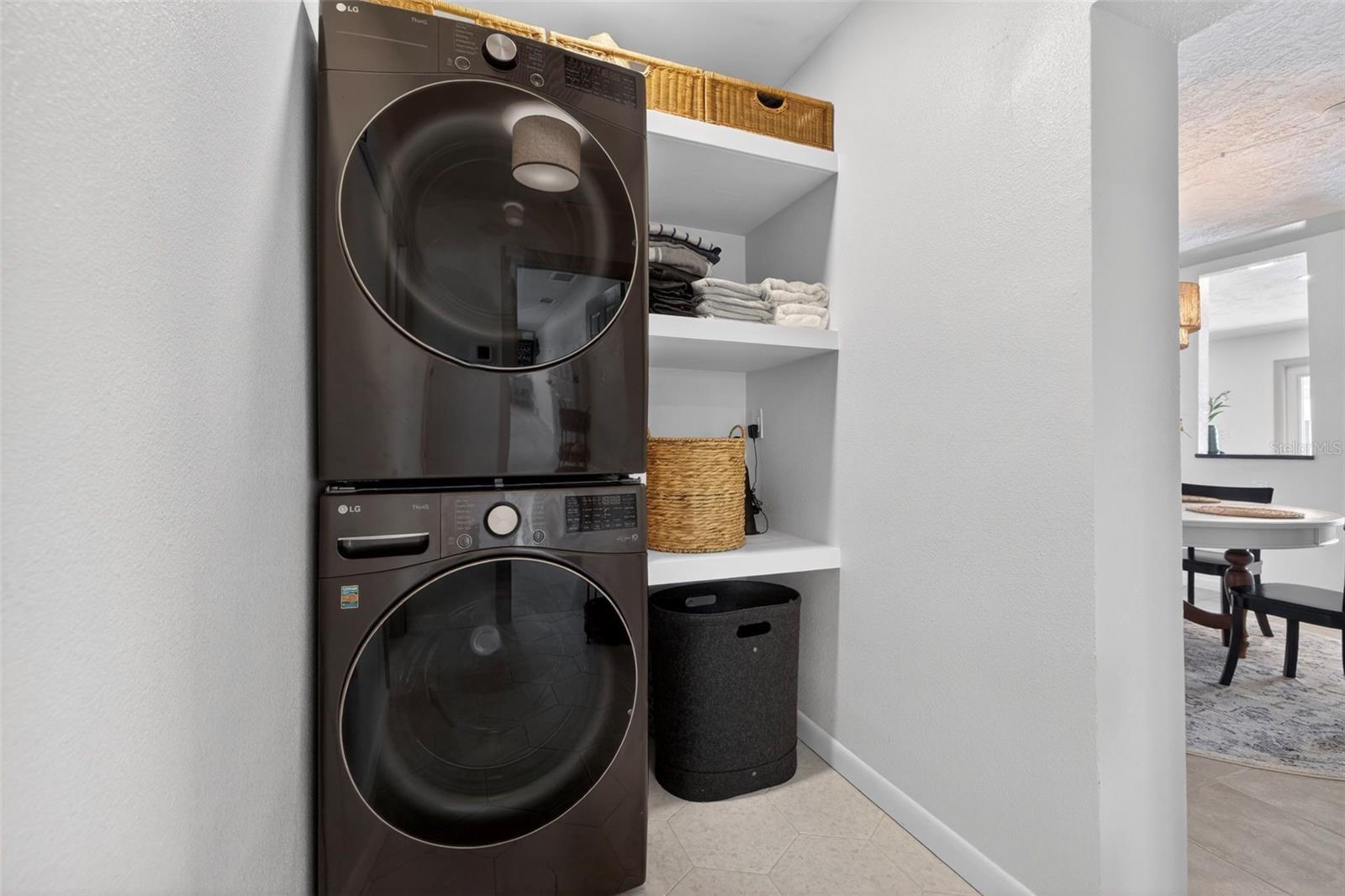 SUN-LIT SHORES - Residential