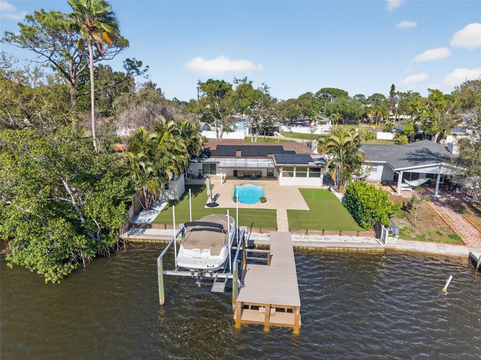 SUN-LIT SHORES - Residential