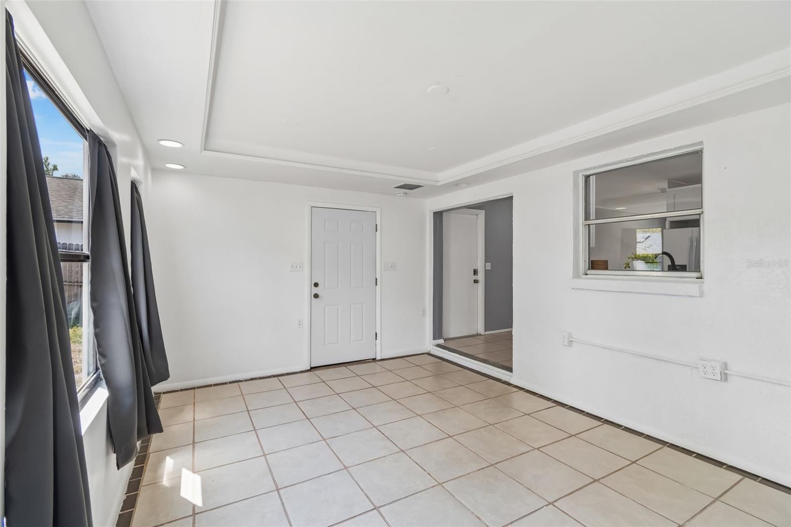 SEVEN SPGS HOMES - Residential