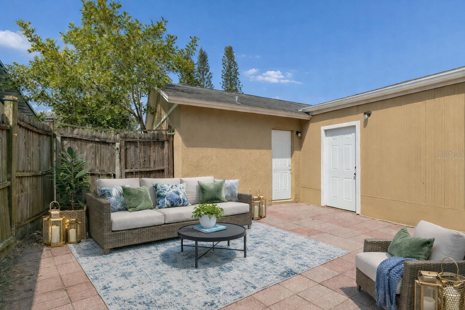 SEVEN SPGS HOMES - Residential