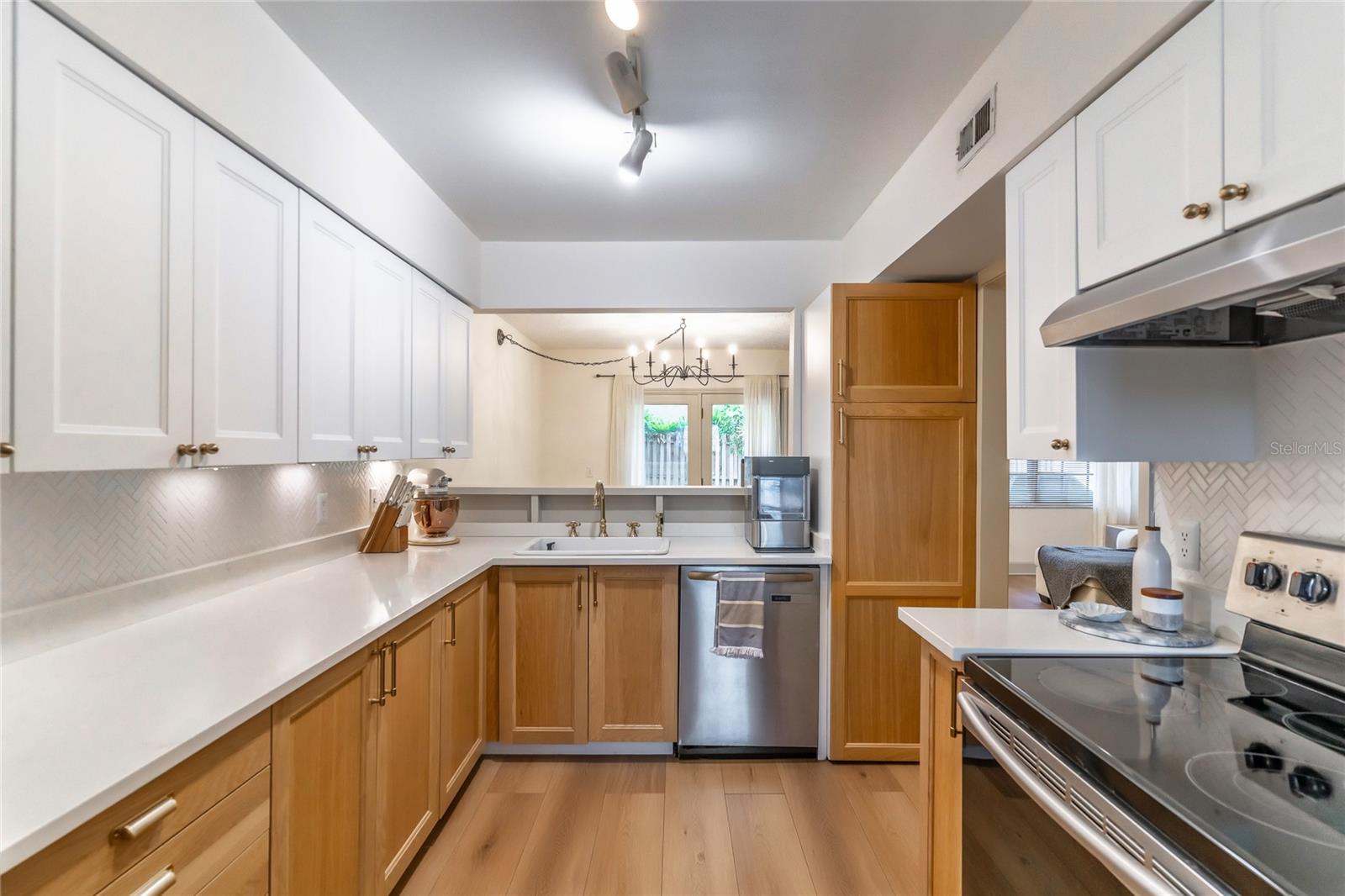 716 EDGEWATER DRIVE 2A