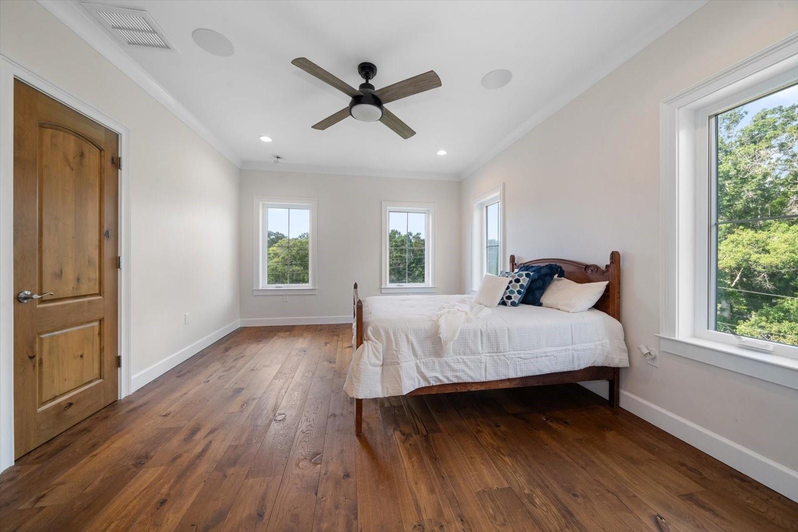 PINELLAS GROVES - Residential