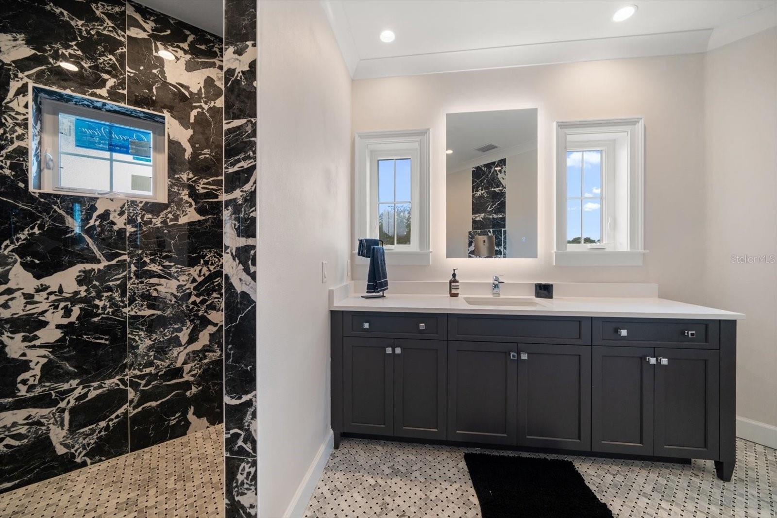 PINELLAS GROVES - Residential