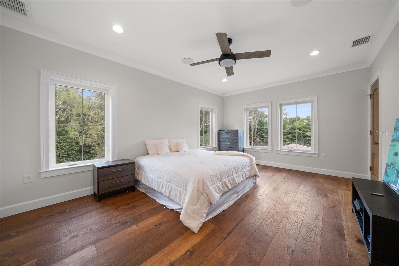 PINELLAS GROVES - Residential