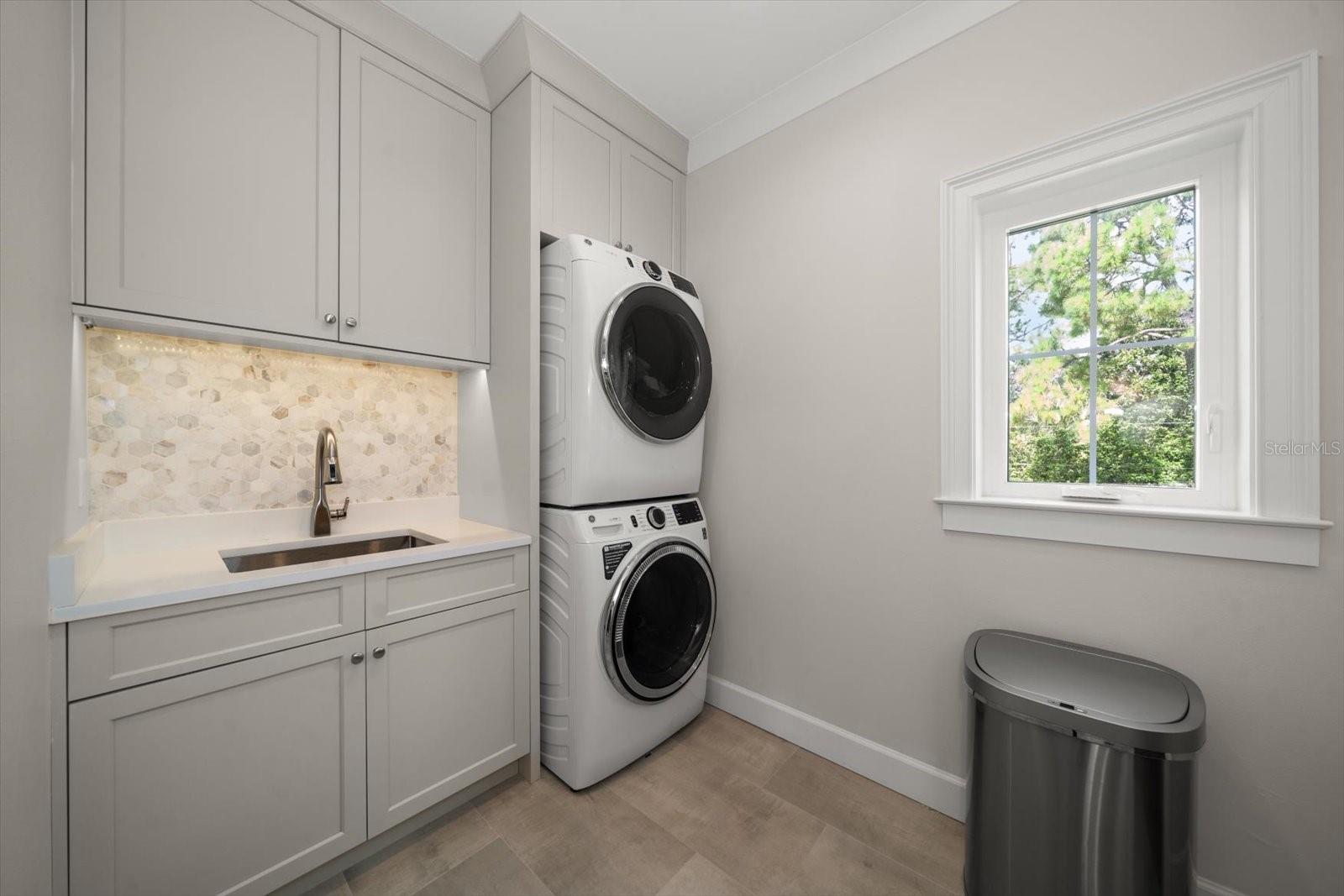 PINELLAS GROVES - Residential