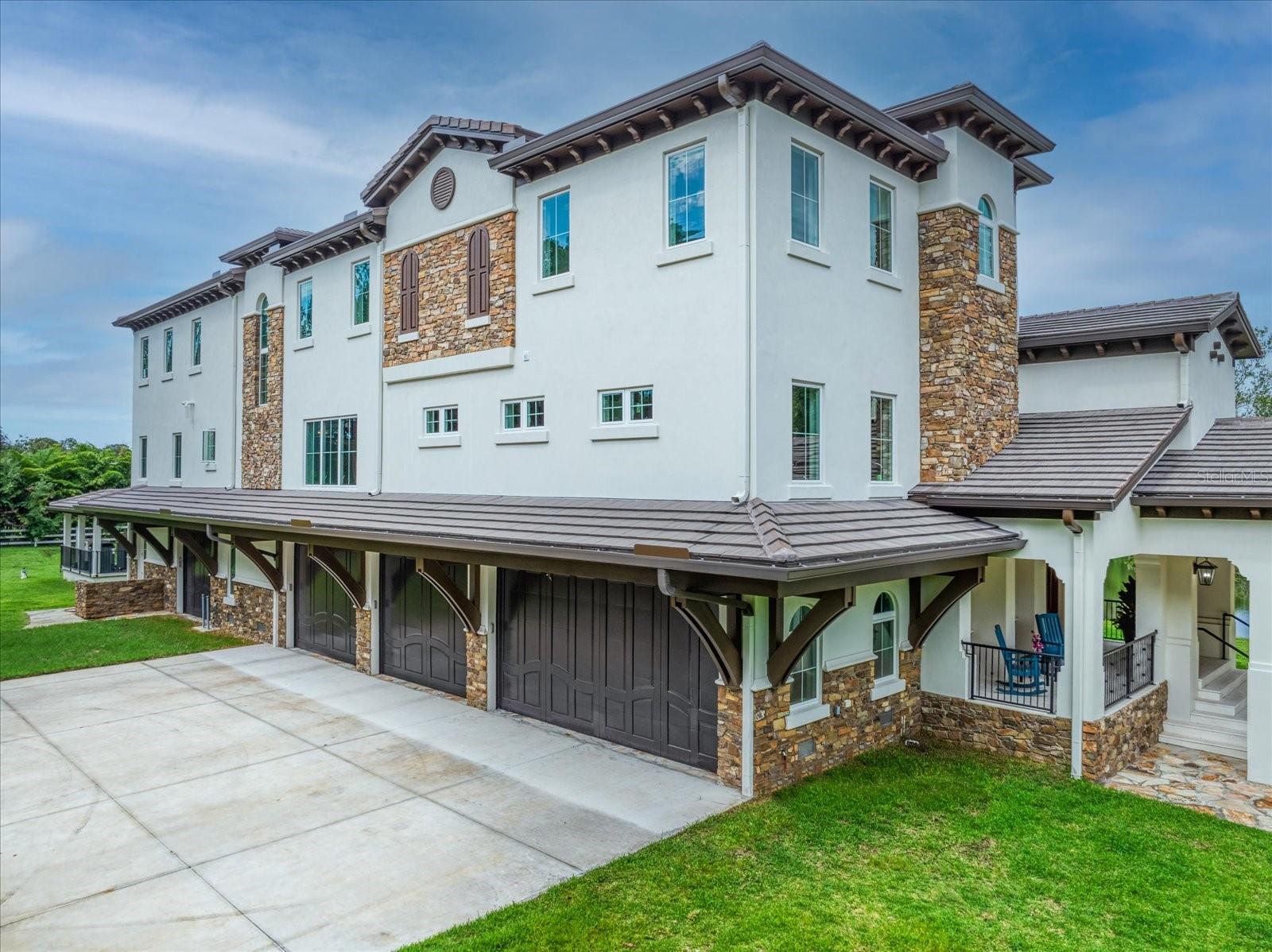 PINELLAS GROVES - Residential