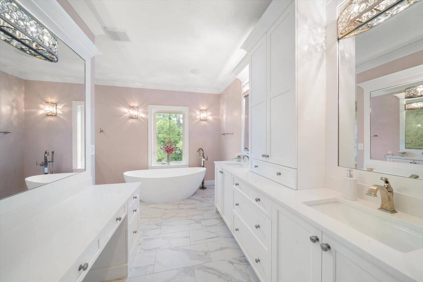 PINELLAS GROVES - Residential