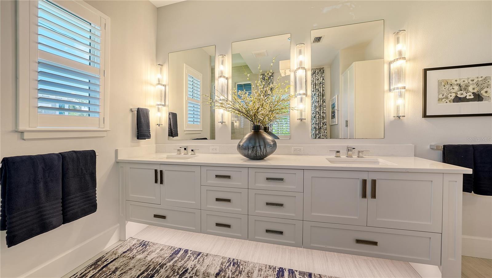 LAKE PARK - Residential