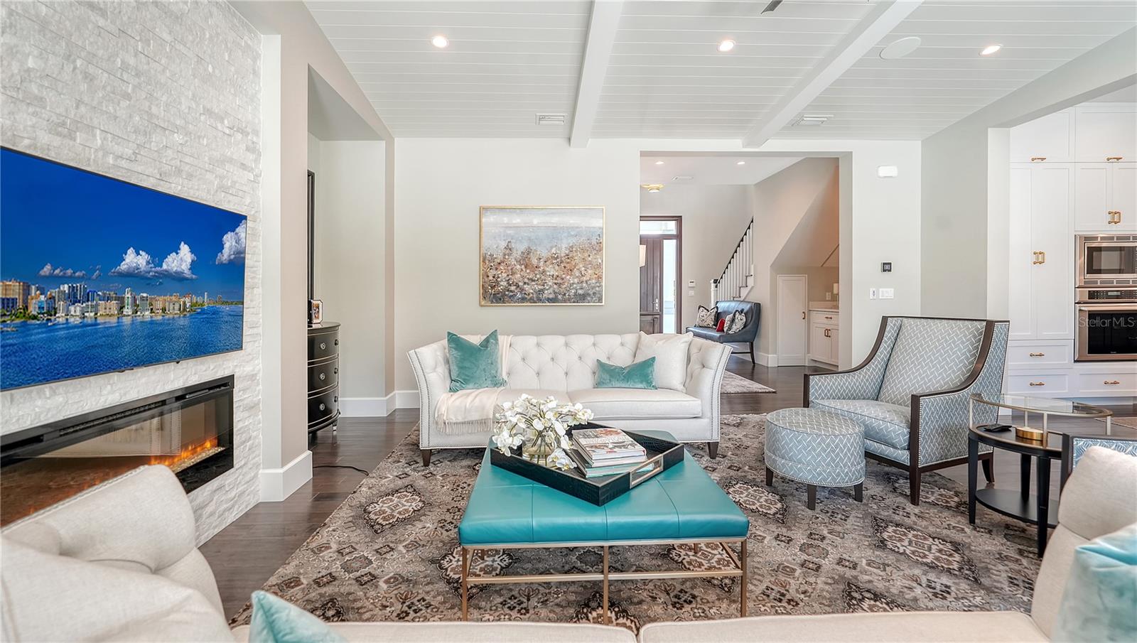 LAKE PARK - Residential