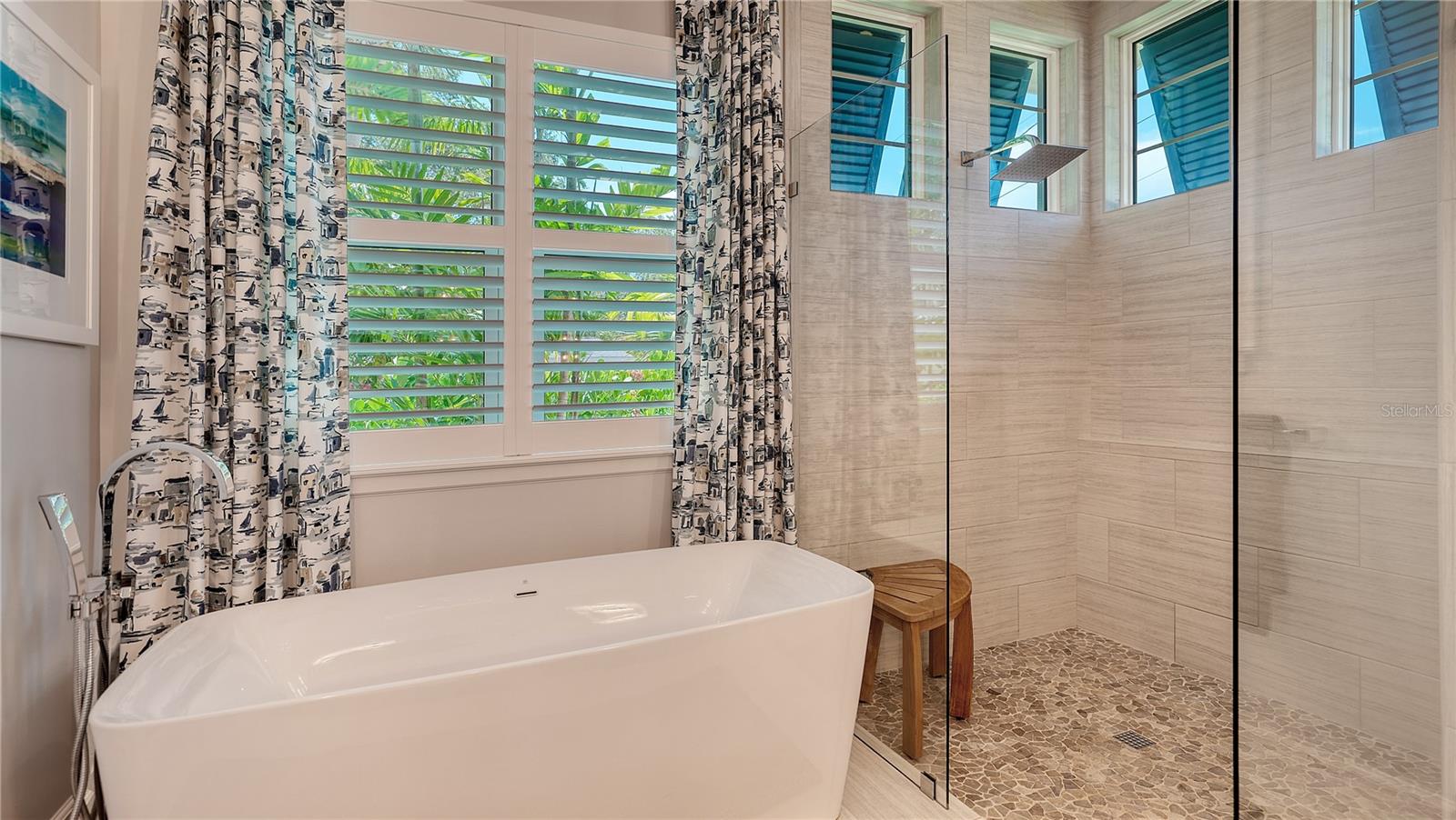 LAKE PARK - Residential