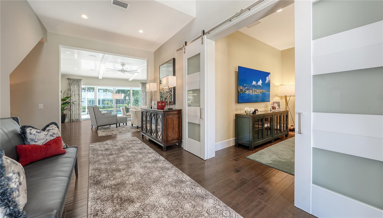 LAKE PARK - Residential