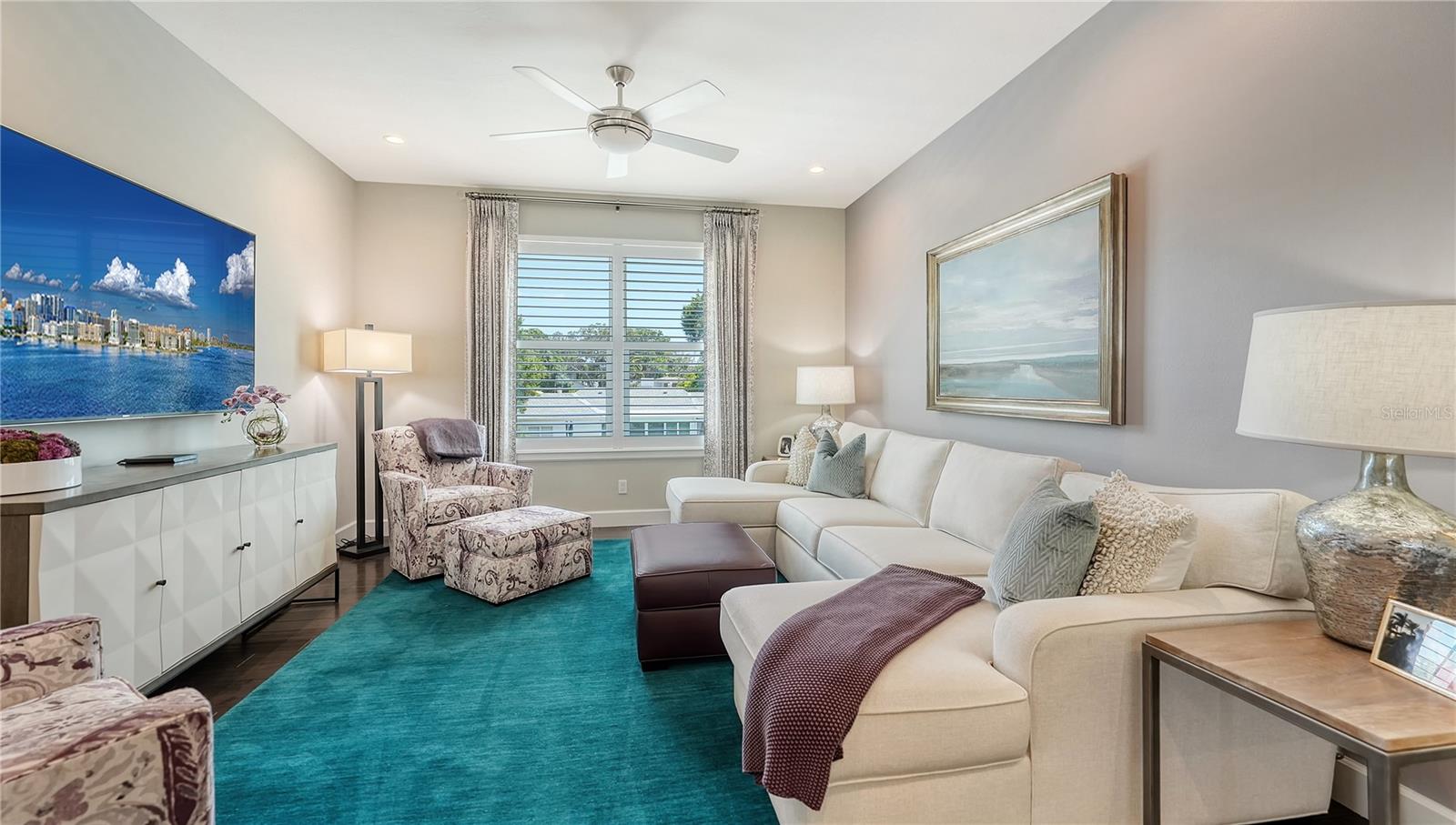 LAKE PARK - Residential