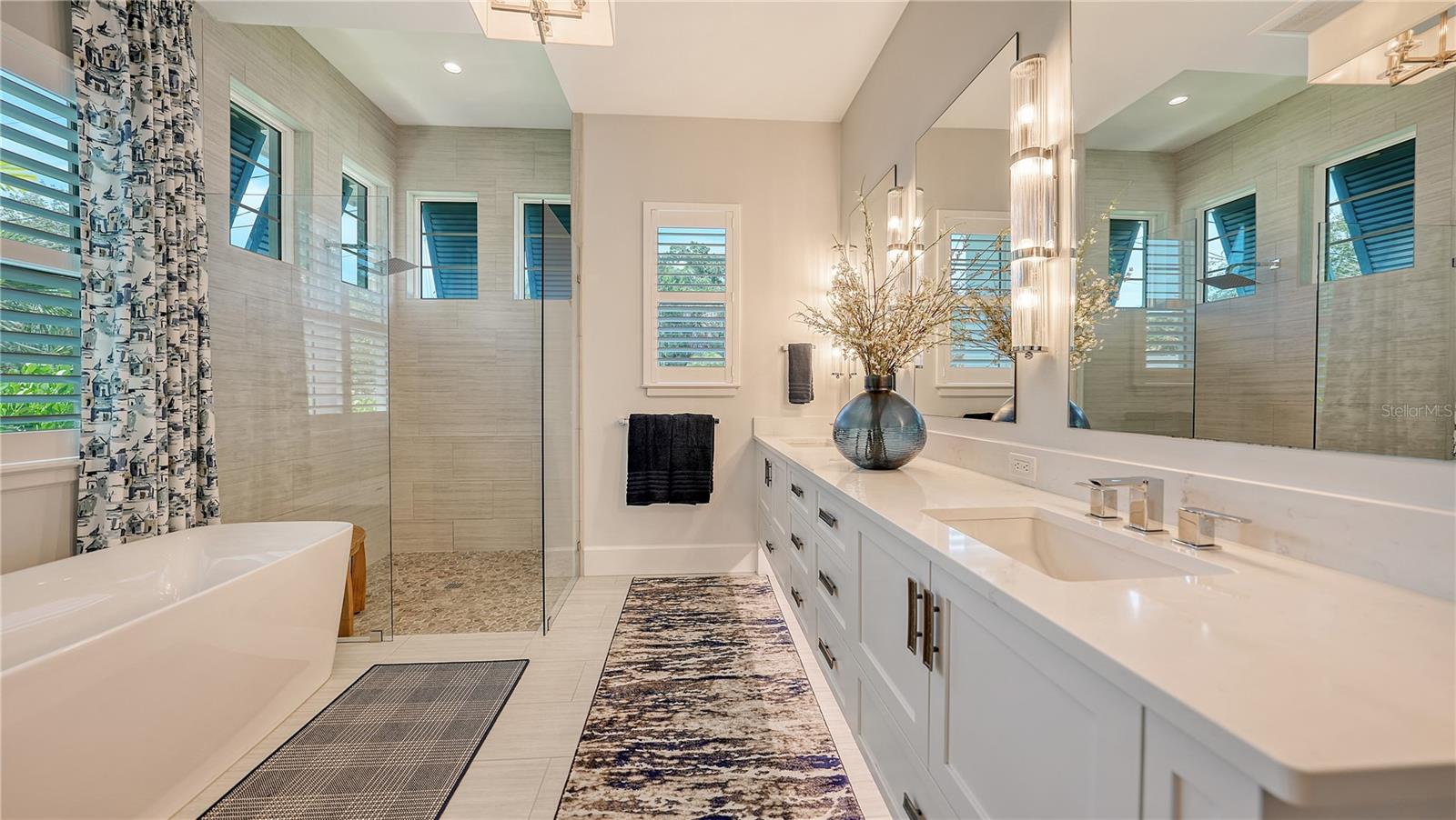 LAKE PARK - Residential