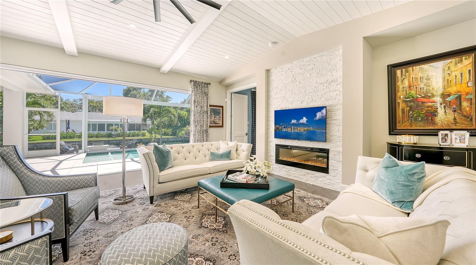 LAKE PARK - Residential