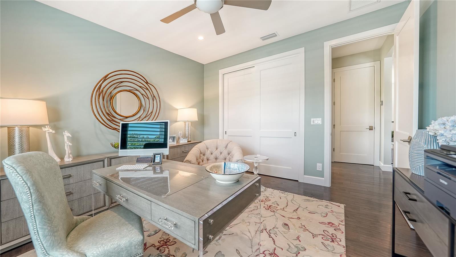 LAKE PARK - Residential