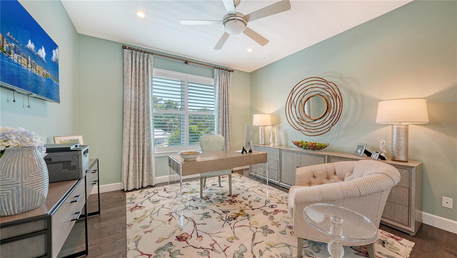 LAKE PARK - Residential