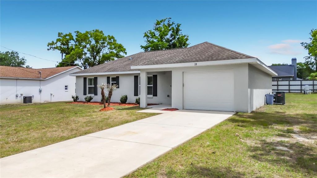 Photo of 28 Pine Court Dr, Ocala, FL 34472 (MLS # OM723369)