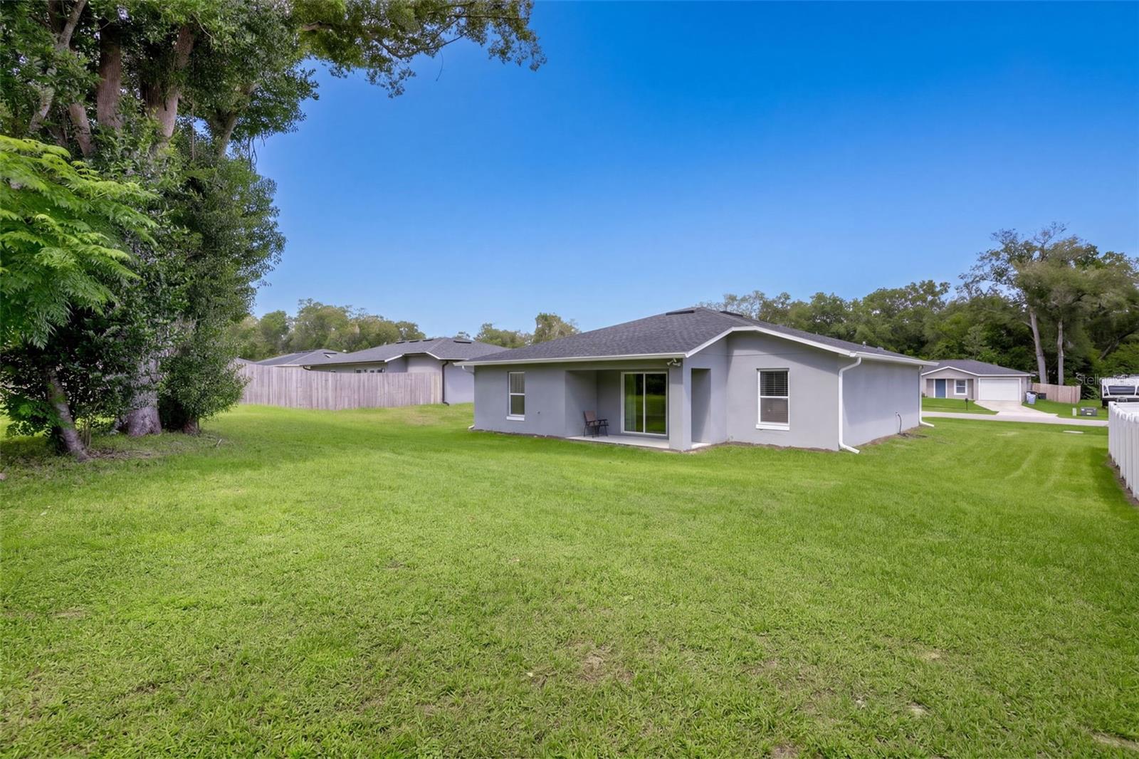 330 W ELM DRIVE
