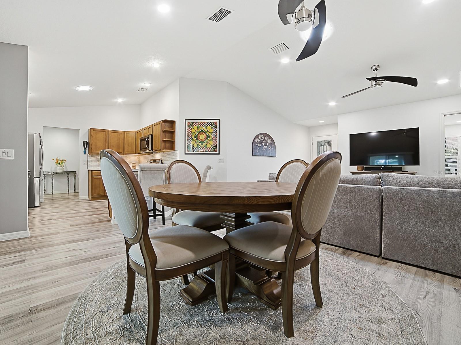 LADY LAKE ORANGE BLOSSOM GARDENS UNIT 01 - Residential