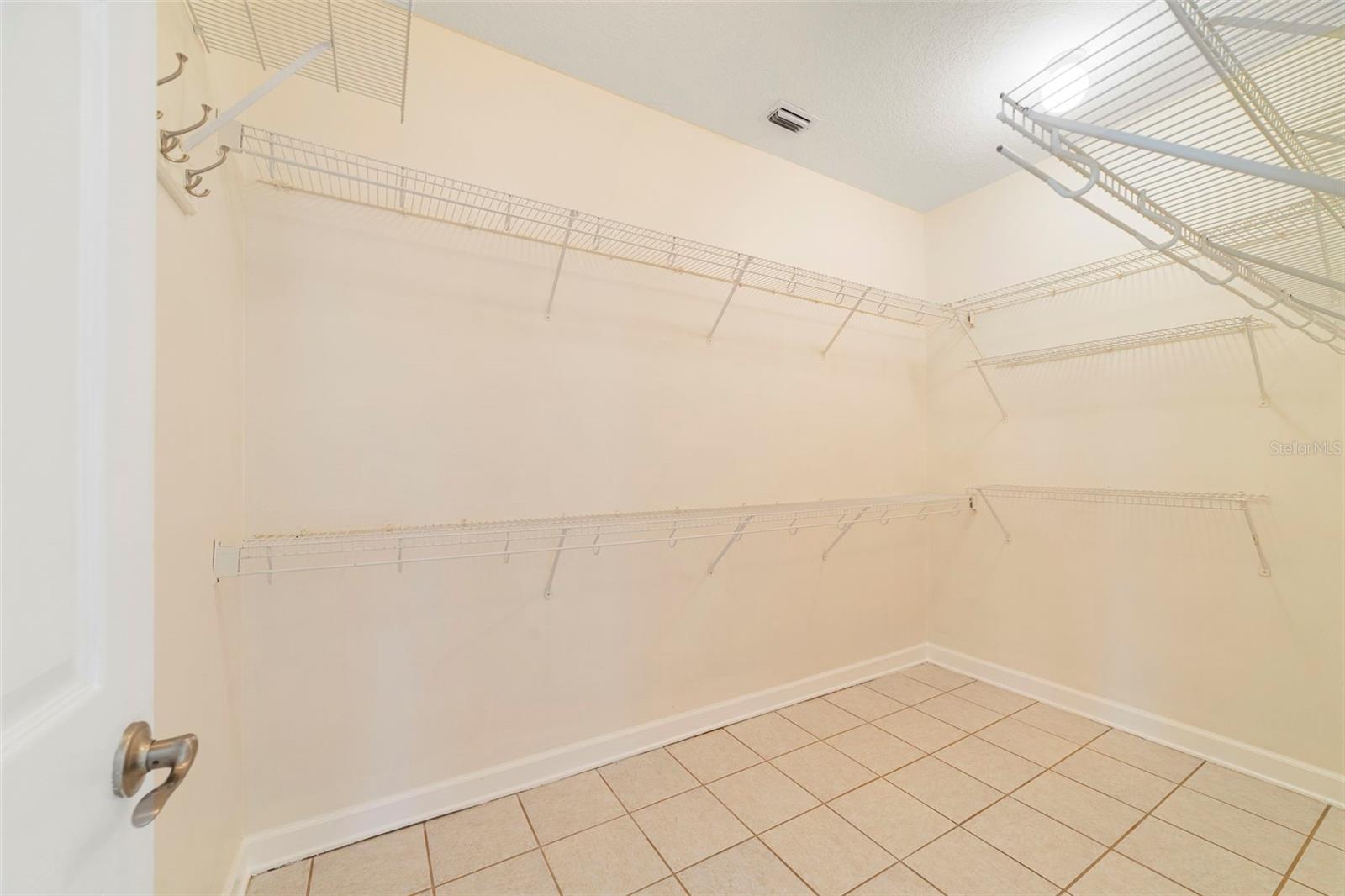 HAWKSNEST - Residential