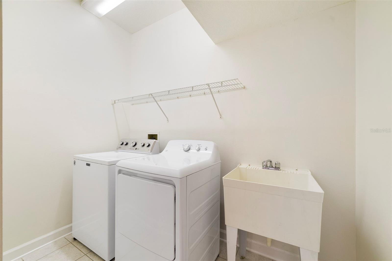 HAWKSNEST - Residential