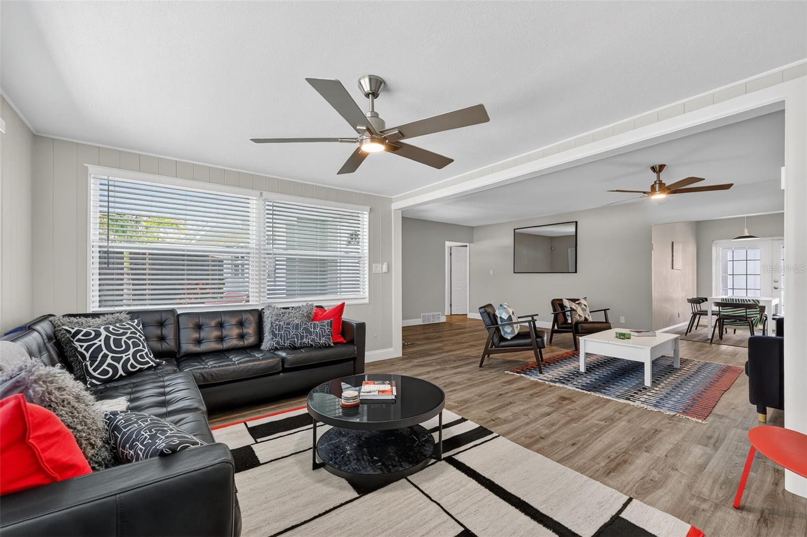 SOUTH GATE - Residential