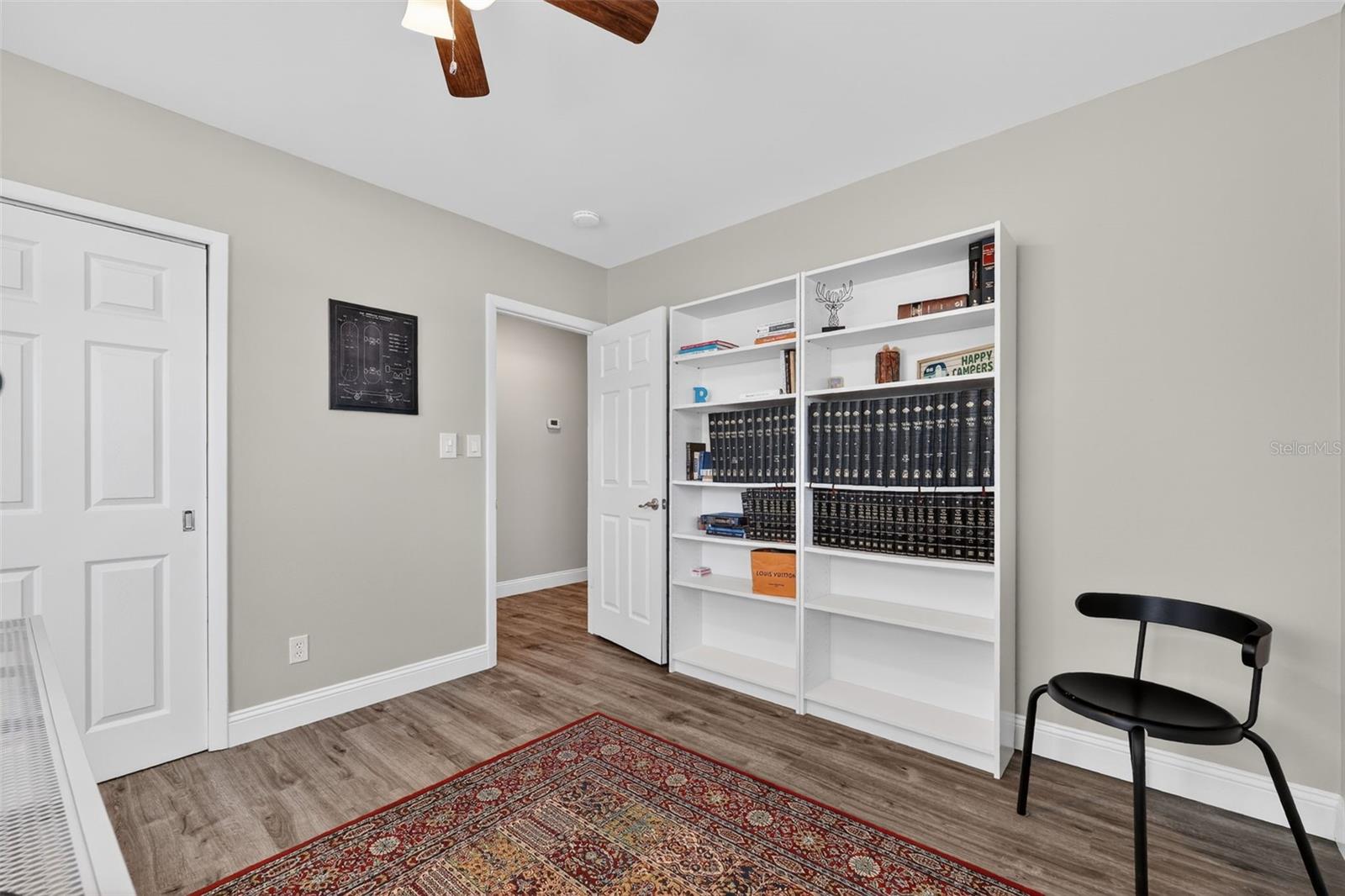 SOUTH GATE - Residential