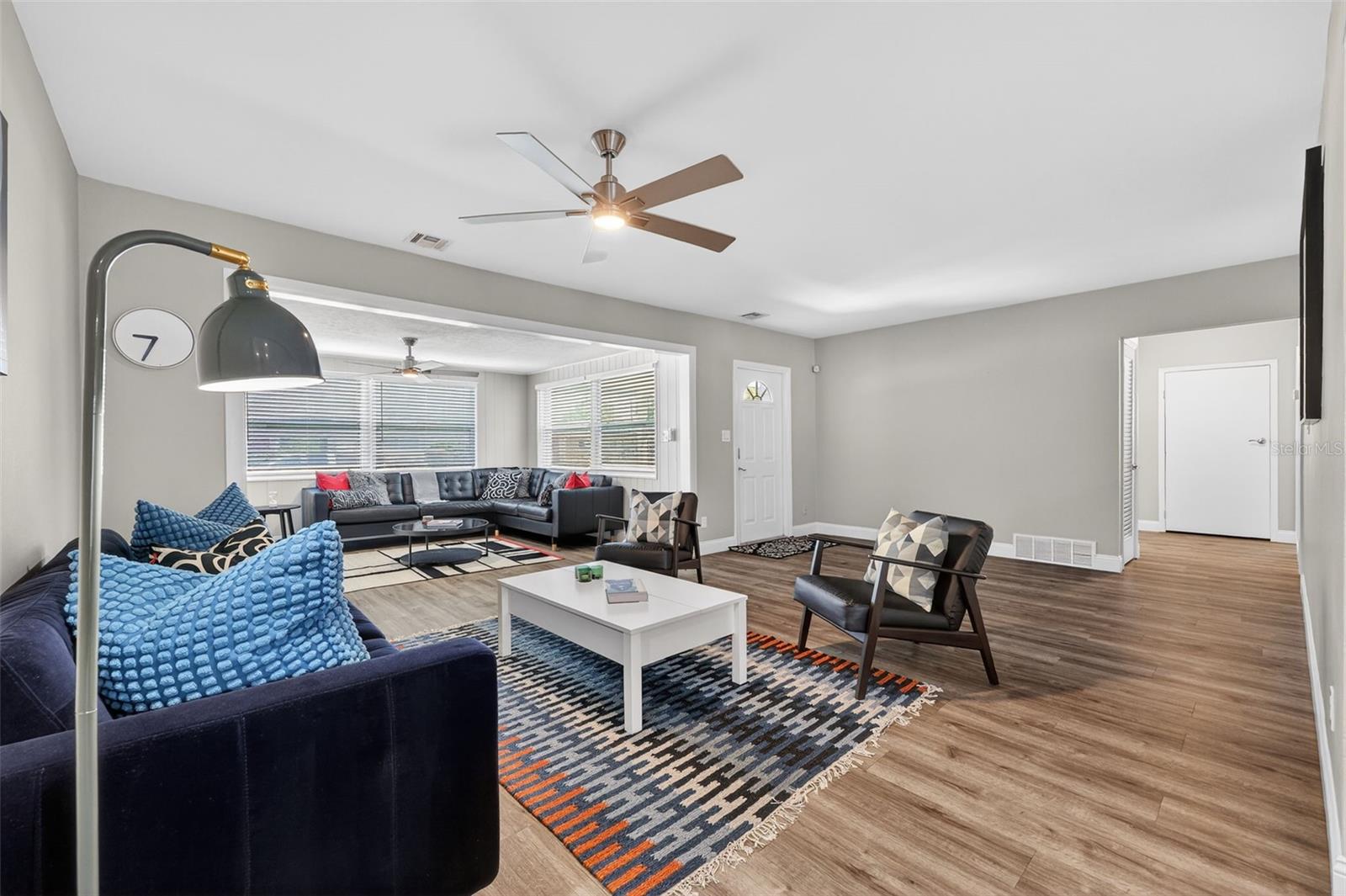 SOUTH GATE - Residential