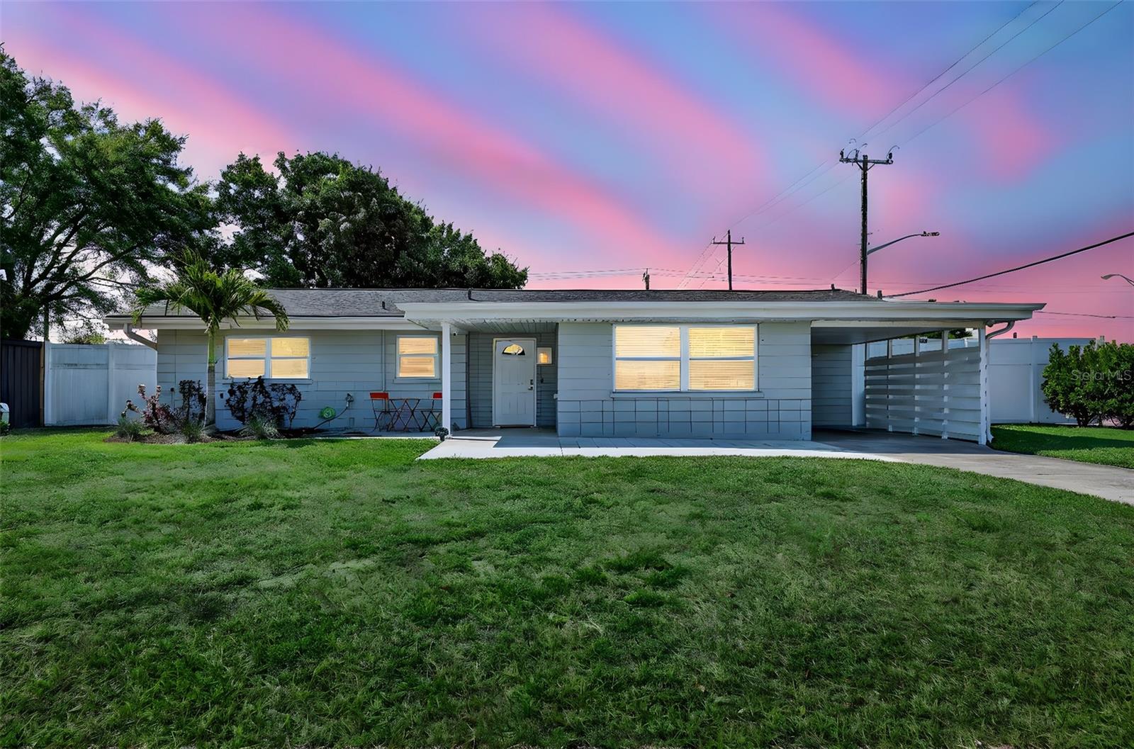 SOUTH GATE - Residential