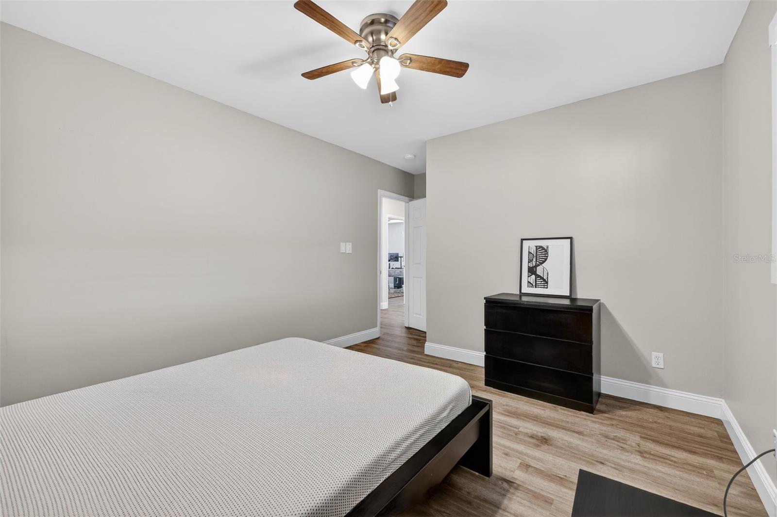 SOUTH GATE - Residential