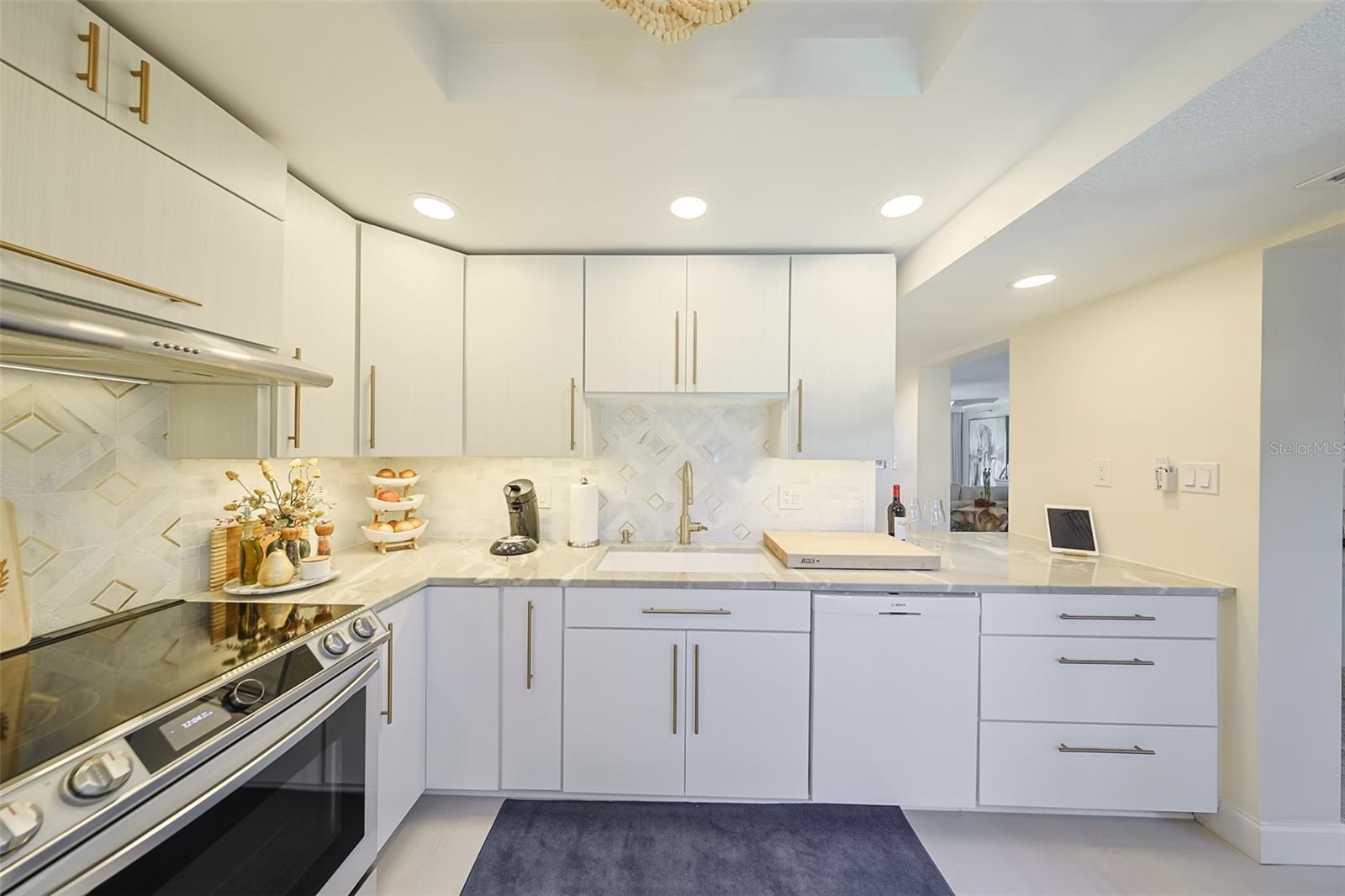 SEAPOINTE TERRACE CONDO - Residential