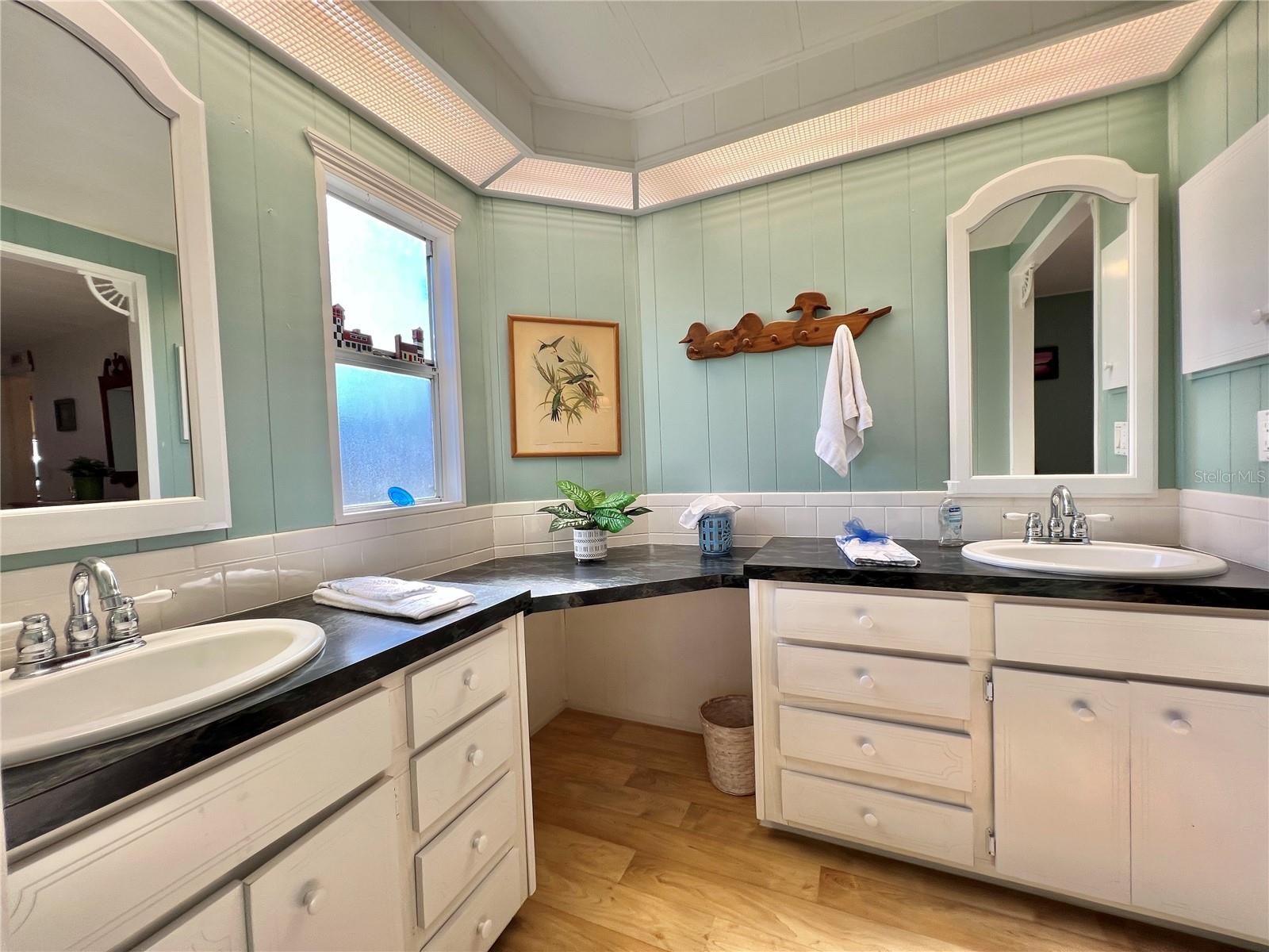 HAWTHORNE AT LEESBURG A COOP - Residential