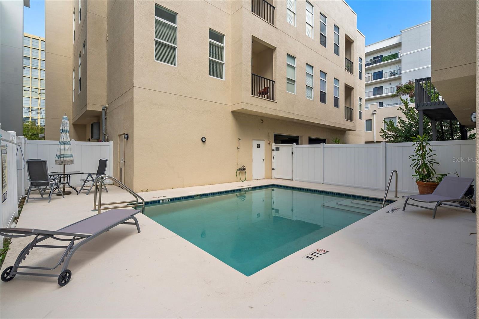 ARLINGTON LOFTS CONDO - Residential