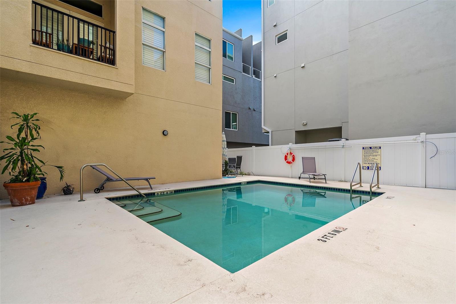 ARLINGTON LOFTS CONDO - Residential