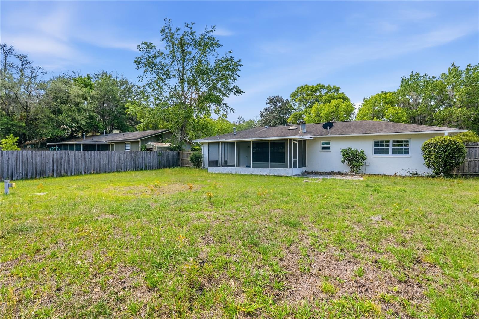 BLACK OAKS - Residential